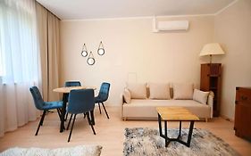 Przytulne Studio z Klimatyzacją Blisko Plaży by Noclegi Renters